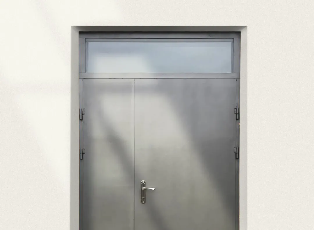 Photo of the door